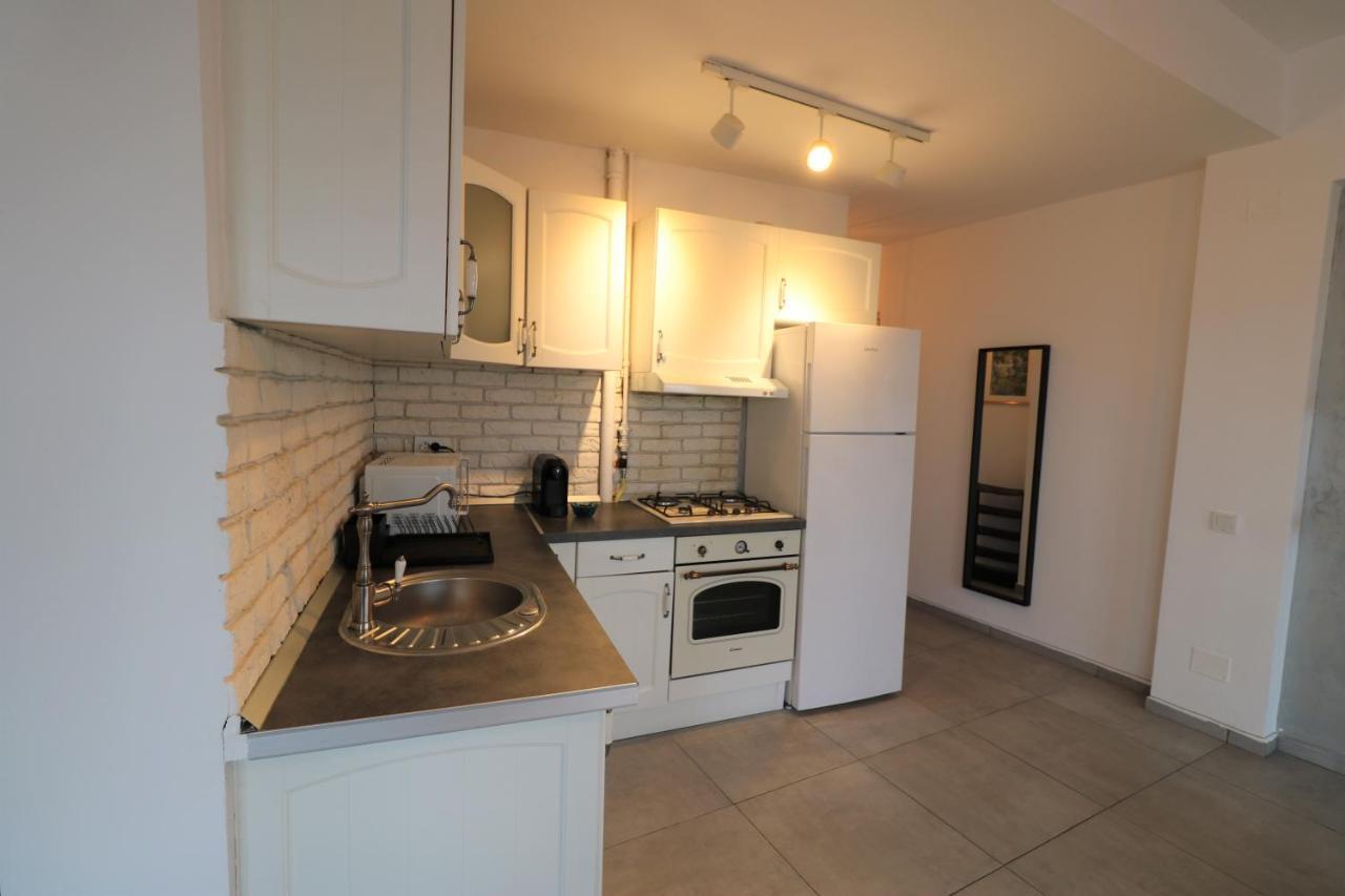 Serenity Heights Apartment: A Panoramic Haven Near Old Town - Free Minibar Bucureşti Eksteriør bilde