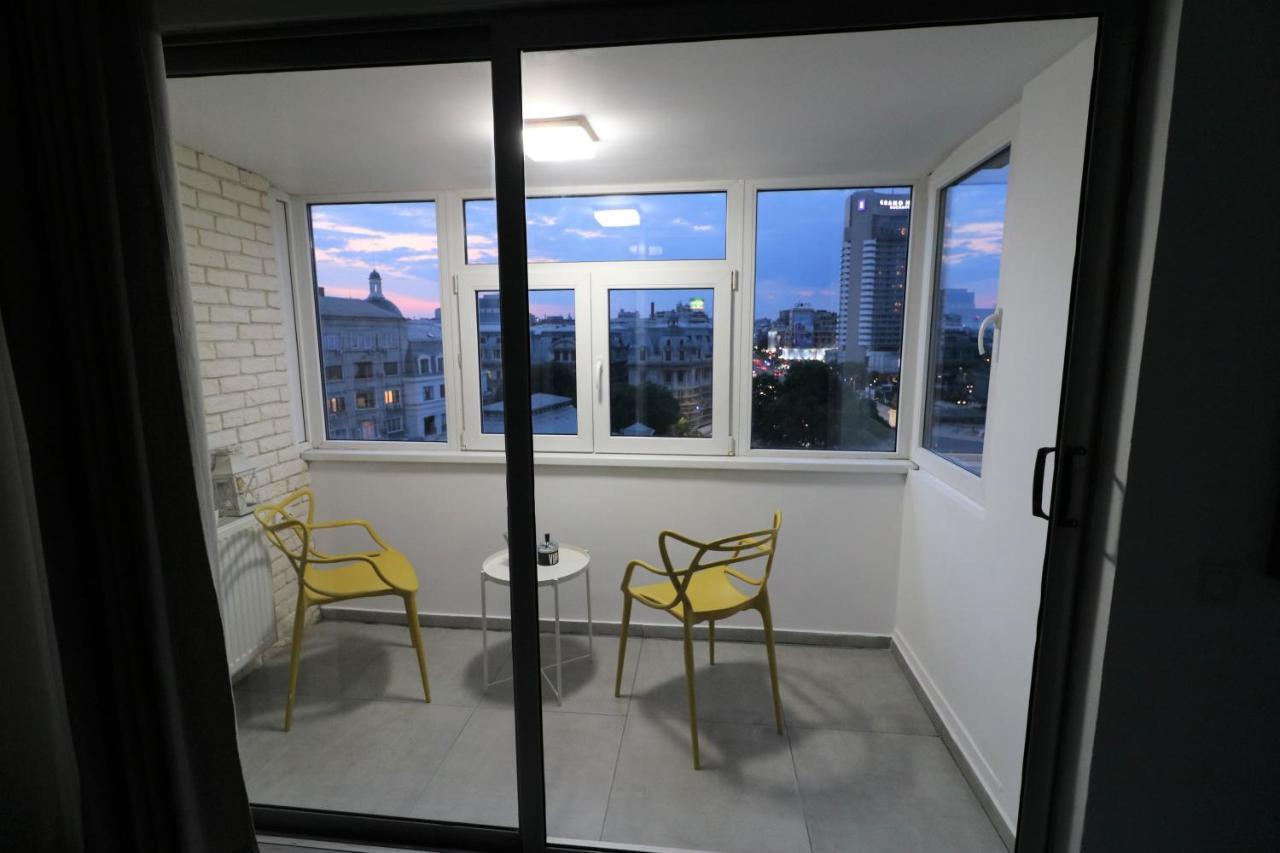 Serenity Heights Apartment: A Panoramic Haven Near Old Town - Free Minibar Bucureşti Eksteriør bilde